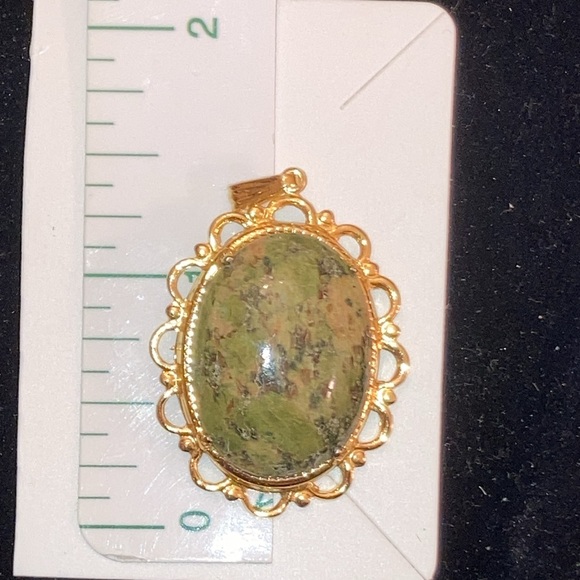 Handcrafted Large Oval Green Jasper Pendant - Picture 3 of 4